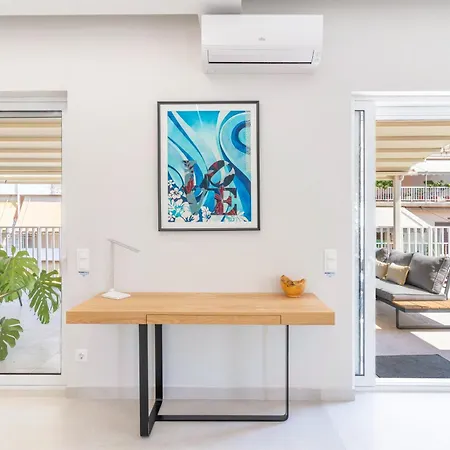 Apartment Sunny & Luxurious Penthouse With Terrace