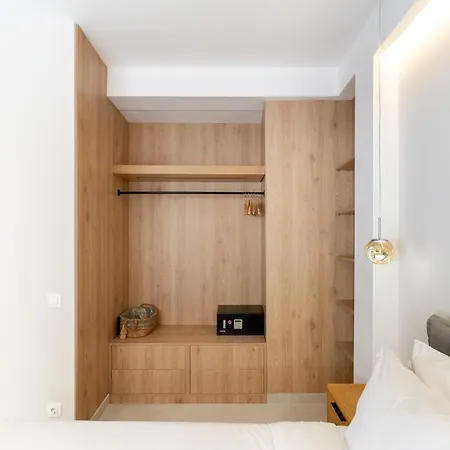 Apartment Sunny & Luxurious Penthouse With Terrace Athens