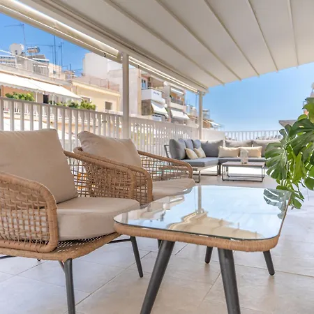 Διαμέρισμα Sunny & Luxurious Penthouse With Terrace Αθήνα